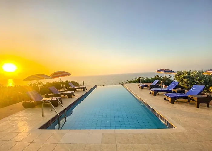 Blue Horizon * Agios Amvrosios (Kyrenia)