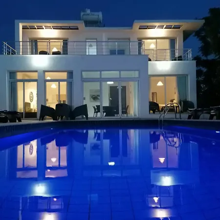 Villa Blue Horizon *