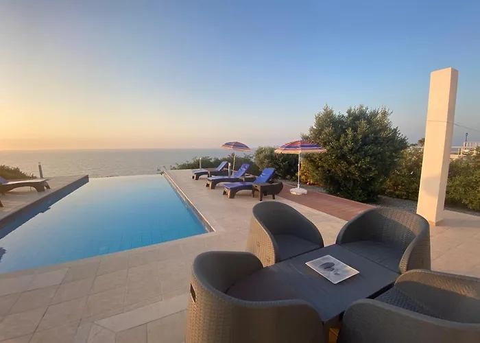 Blue Horizon Villa Agios Amvrosios (Kyrenia)